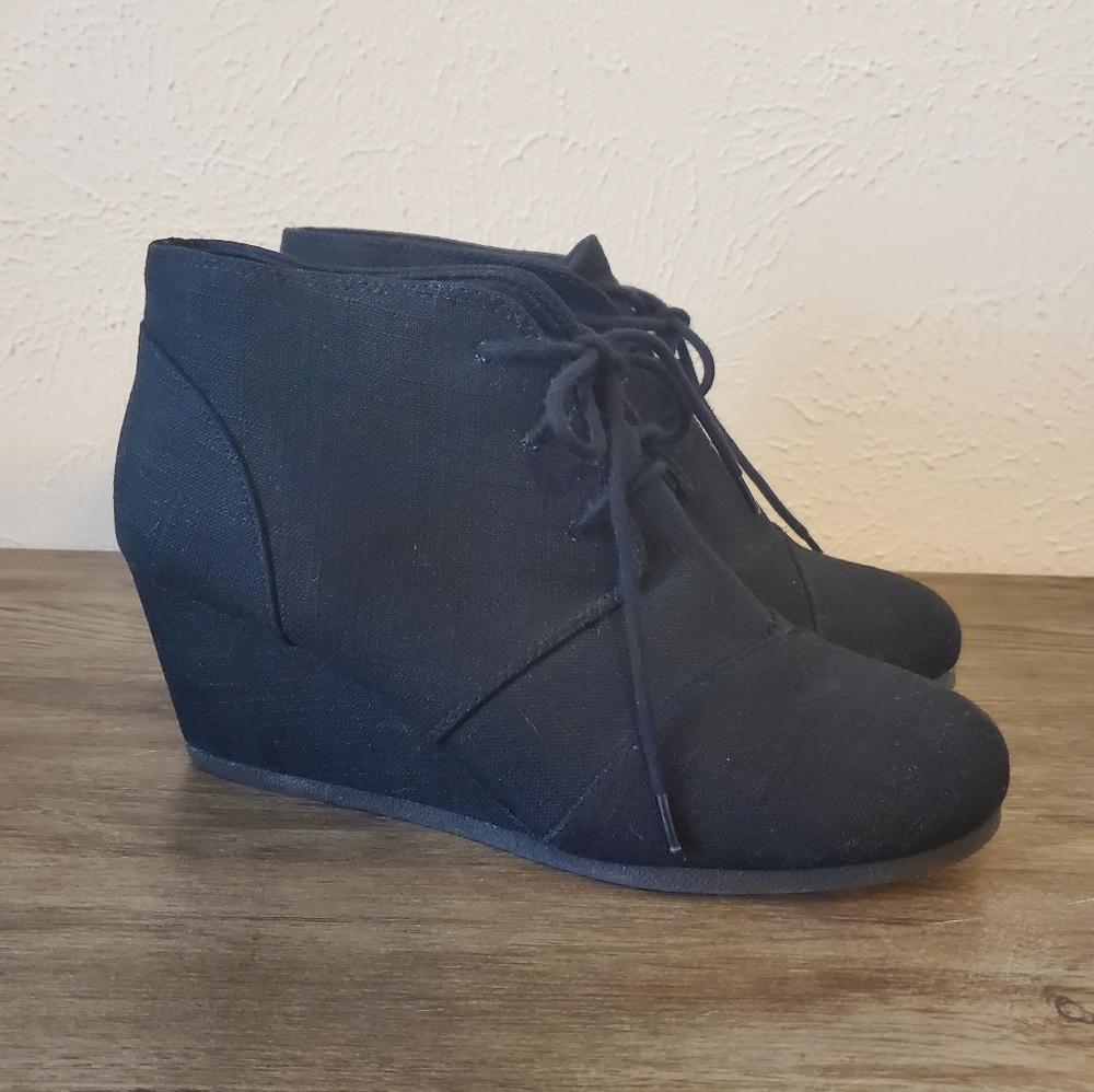 ⚡2/$20 - Lace Up Black Wedge Booties